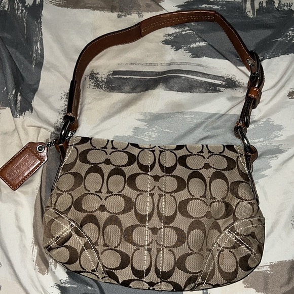 Coach purse - Picture 2 of 4